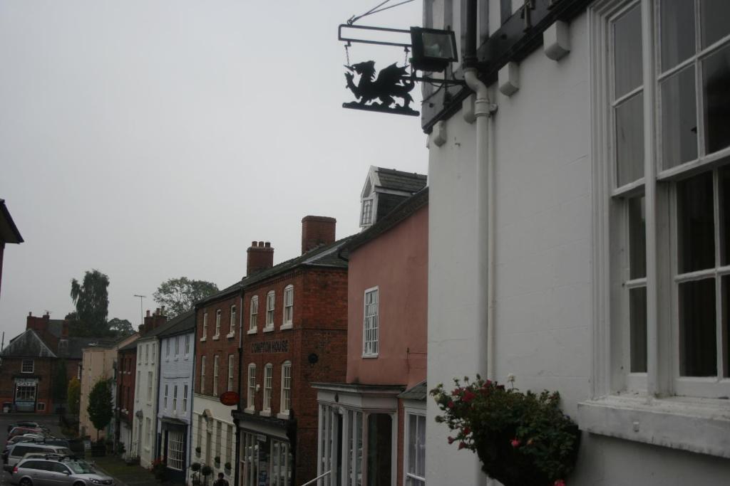 The Dragon Hotel Montgomery Extérieur photo