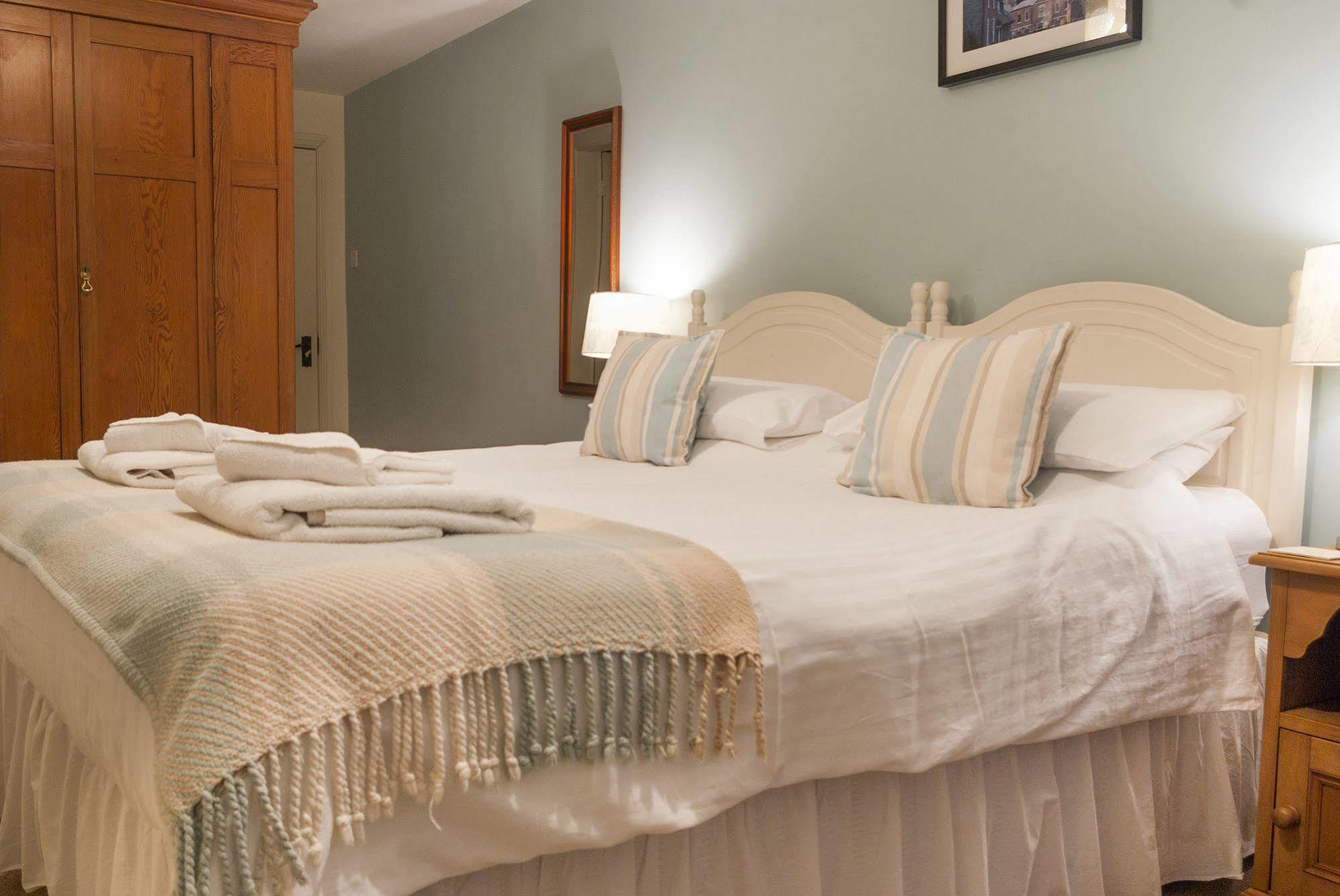 The Dragon Hotel Montgomery Extérieur photo